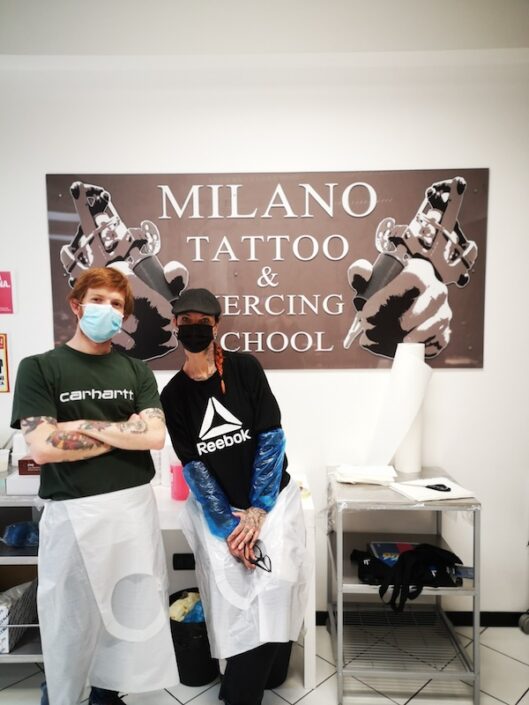 milano_tattoo_school_corso_tatuaggio_tecnico_primo_giorno_linee_28