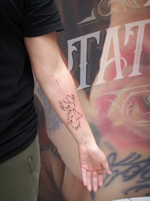 milano_tattoo_school_corso_tatuaggio_tecnico_primo_giorno_linee_53